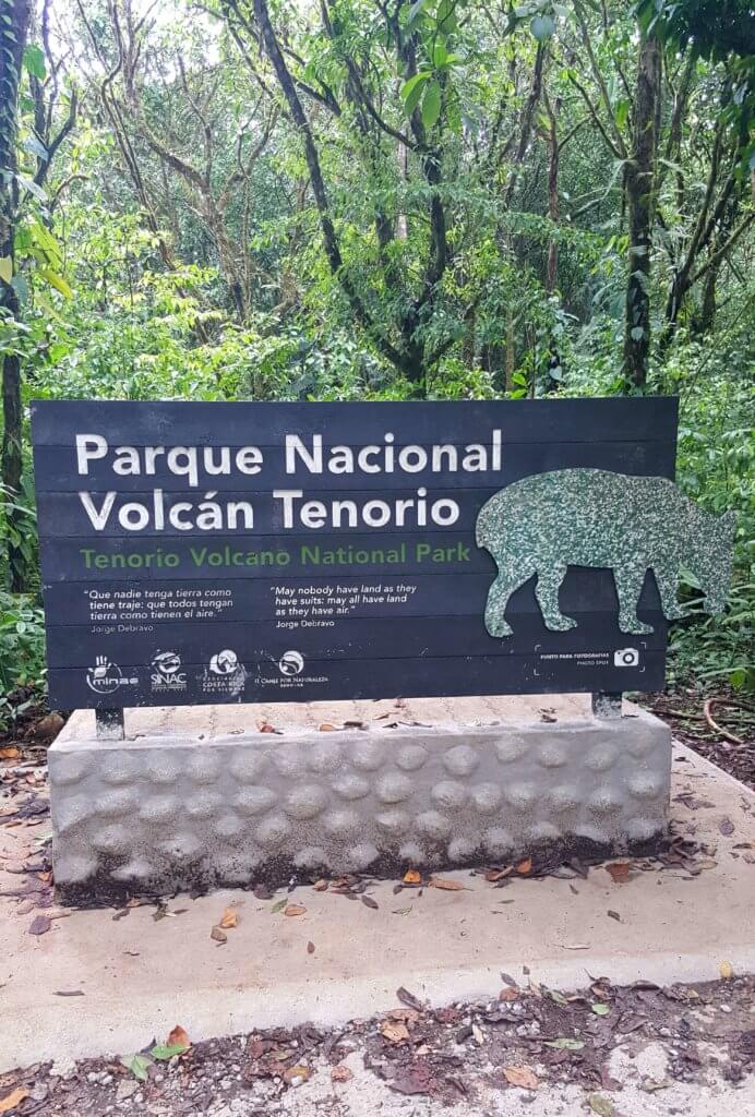 Im Nationalpark Vulkan Tenorio